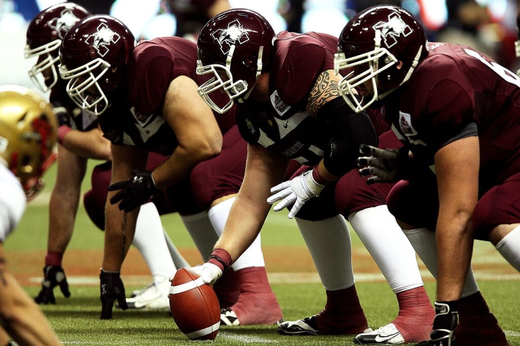 Die Offensive Line kurz vor dem Spielzug